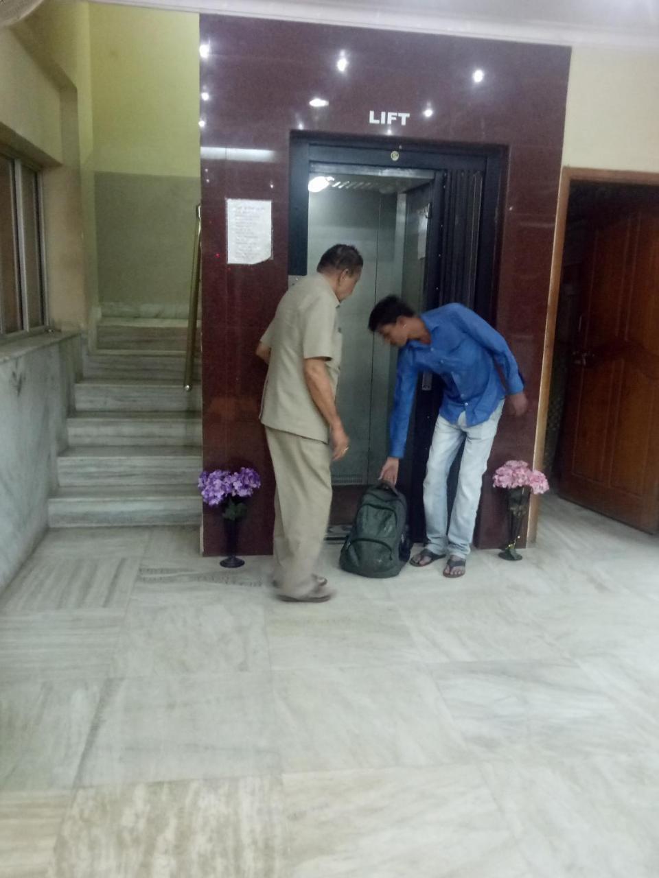 Hotel Sangeeth Lodging 迈索尔 外观 照片