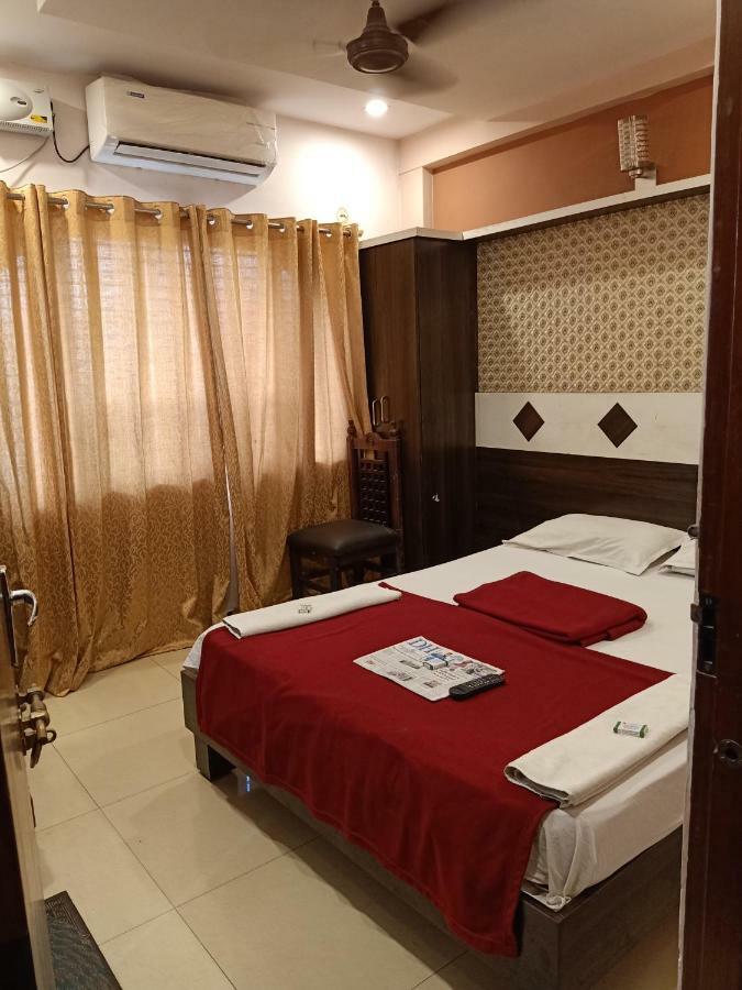 Hotel Sangeeth Lodging 迈索尔 外观 照片